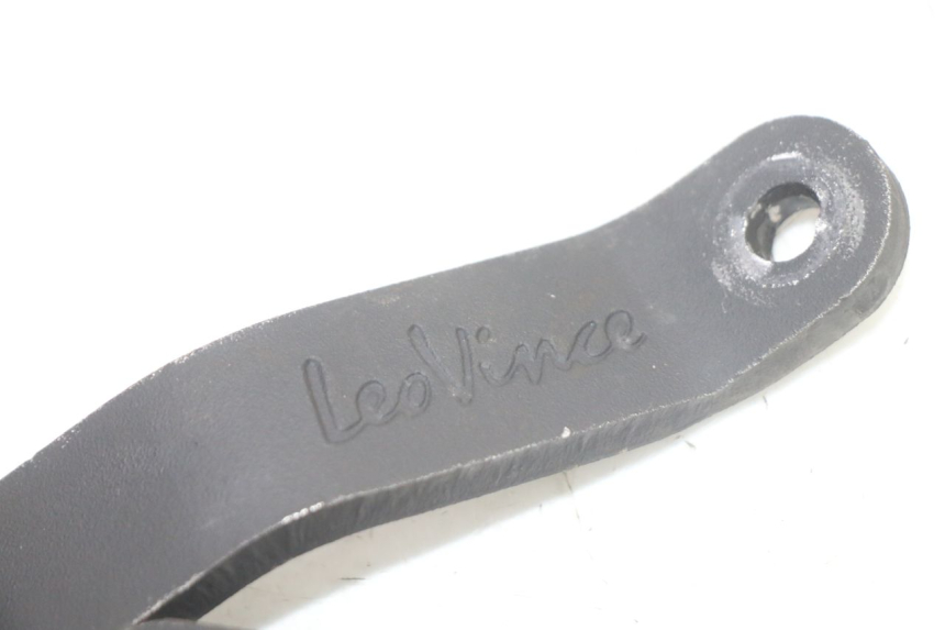 photo de SOPORTE DE ESCAPE PEUGEOT KISBEE 2T 50 (2010 - 2017) - Zoom estado de uso