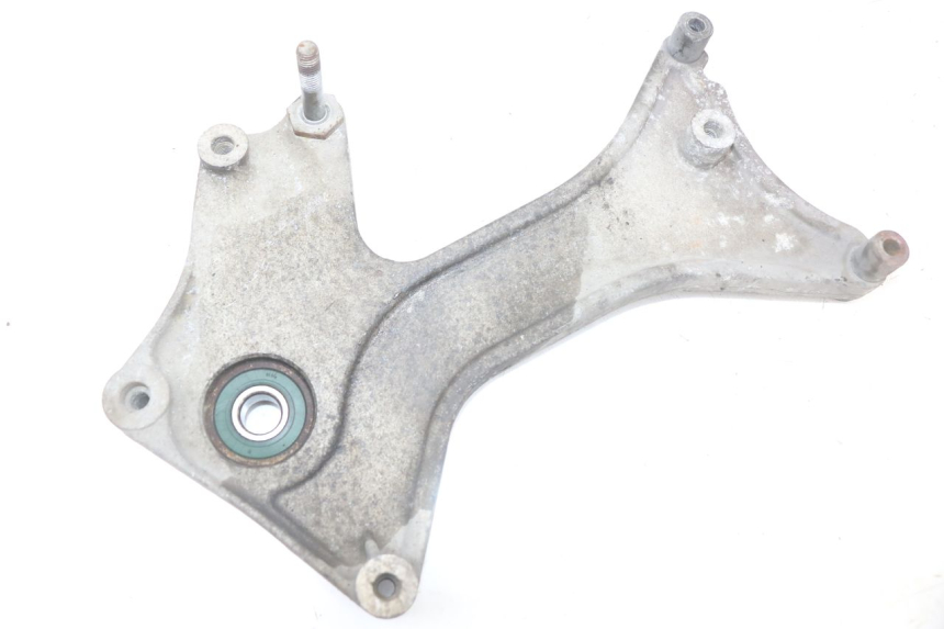 photo de MONTAJE TUBO ESCAPE RENAULT KOURANOS 125 (2001 - 2004) - Detalle de la pieza