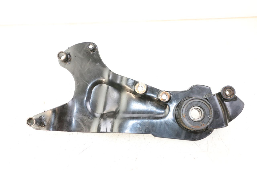 photo de MONTAJE TUBO ESCAPE LONGJIA SHARPY 125 (2020 - 2024) - Detalle de la pieza