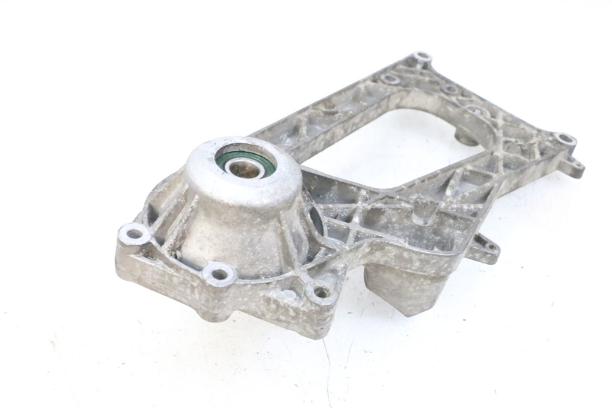 photo de SOPORTE DE ESCAPE PIAGGIO MP3 LT 400 (2007 - 2012) - Detalle de la pieza