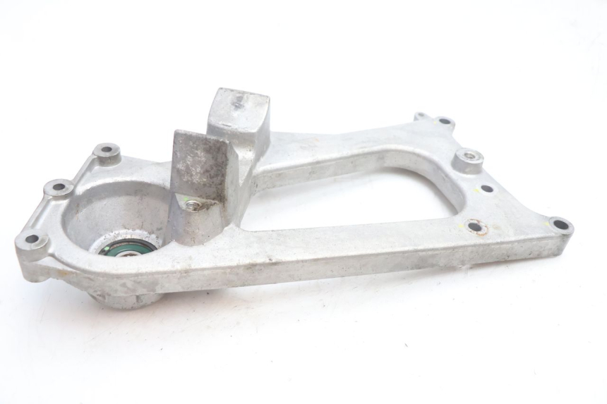 photo de SOPORTE DE ESCAPE PIAGGIO MP3 LT 400 (2007 - 2012) - Detalle de la pieza