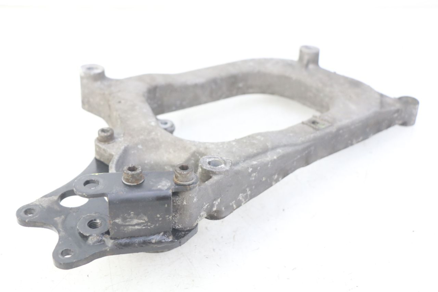 photo de SOPORTE DE ESCAPE PIAGGIO MP3 125 (2006 - 2014) - Zoom estado de uso