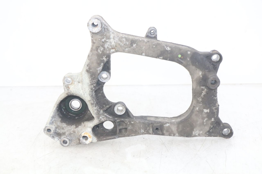 photo de SOPORTE DE ESCAPE PIAGGIO MP3 RL 250 (2006 - 2010) - Vista principal