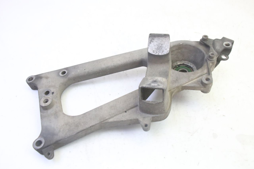 photo de MONTAJE TUBO ESCAPE PIAGGIO MP3 500 (2011 - 2015) - Zoom estado de uso