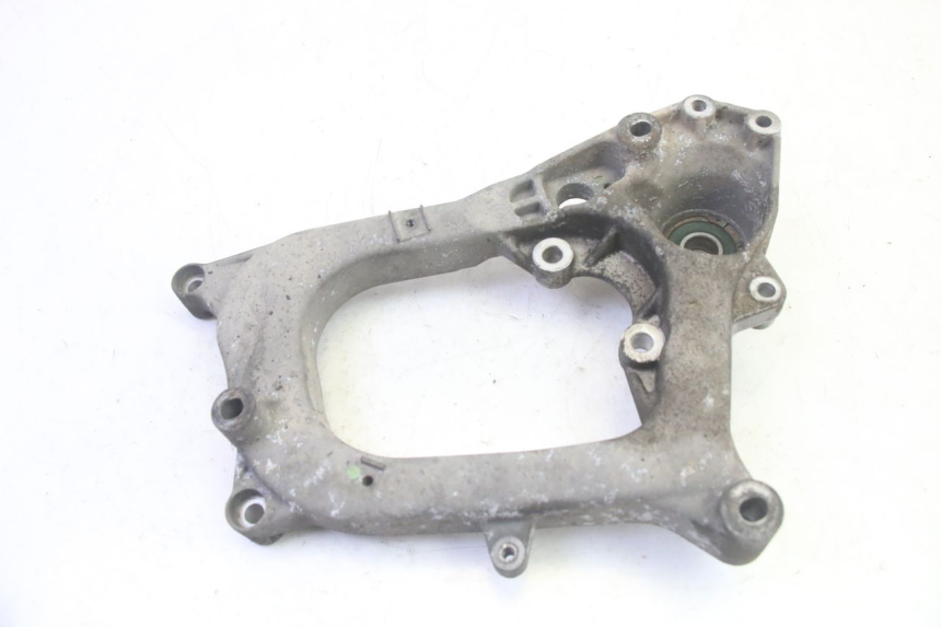 photo de SOPORTE DE ESCAPE PIAGGIO MP3 RL 250 (2006 - 2010) - Zoom estado de uso