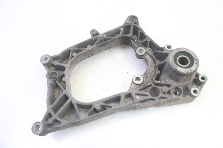 photo de SOPORTE DE ESCAPE PIAGGIO MP3 RL 250 (2006 - 2010) - Otra perspectiva