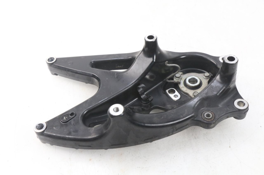 photo de MONTAJE TUBO ESCAPE MBK MW TRYPTIK 125 (2017 - 2022) - Zoom estado de uso