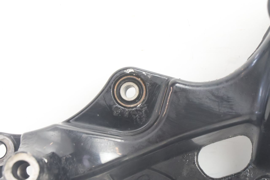 photo de MONTAJE TUBO ESCAPE YAMAHA N-MAX NMAX 125 (2021 - 2024) - Zoom estado de uso