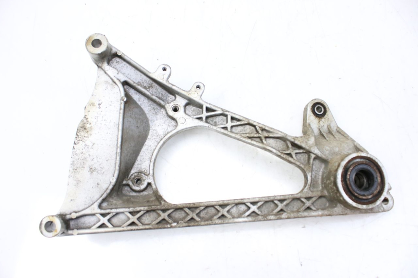 photo de SOPORTE DE ESCAPE KEEWAY OUTLOOK 125 (2007 - 2013) - Otra perspectiva