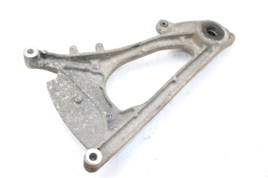 photo de SOPORTE DE ESCAPE HONDA PES PS I 125 (2006 - 2012) - Primer plano técnico