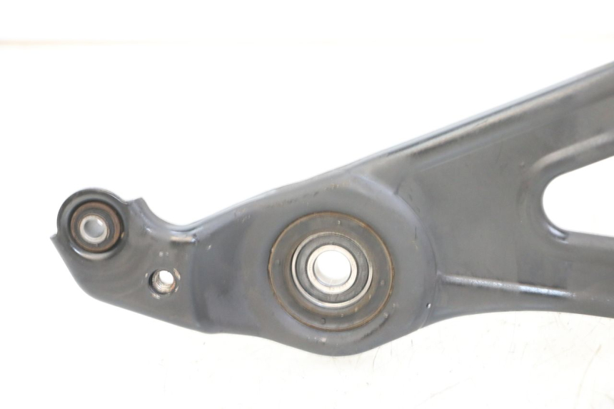 photo de MONTAJE TUBO ESCAPE PEUGEOT ELYSTAR 125 (2002 - 2007) - Zoom estado de uso