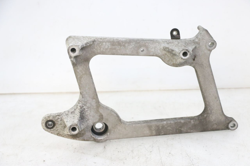 photo de MONTAJE TUBO ESCAPE PEUGEOT SATELIS 125 (2013 - 2018) - Vista principal