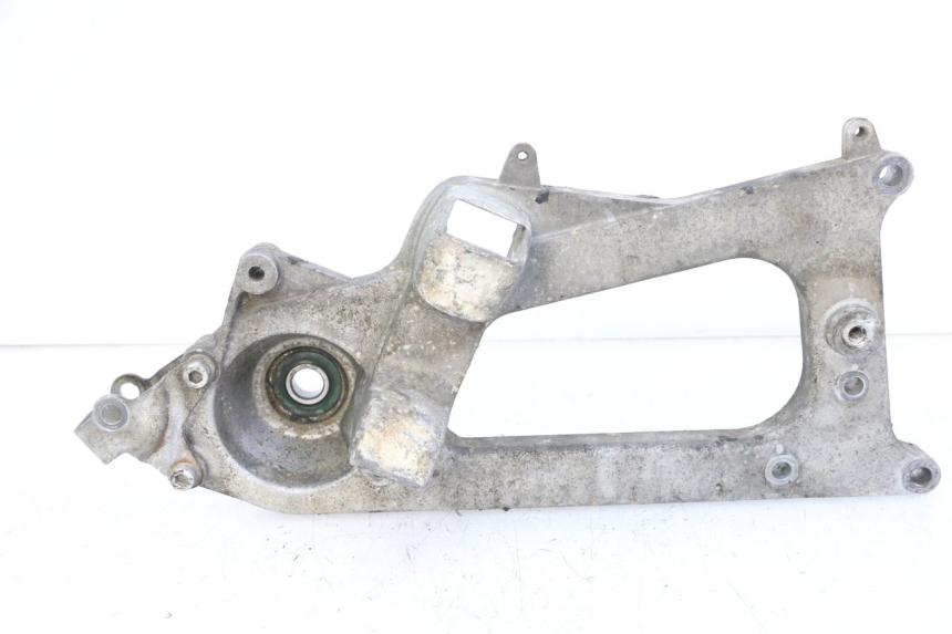 photo de SOPORTE DE ESCAPE PIAGGIO MP3 LT 400 (2007 - 2012) - Vista principal