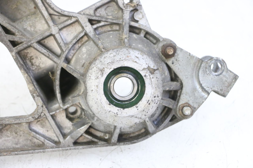 photo de SOPORTE DE ESCAPE PIAGGIO MP3 LT 400 (2007 - 2012) - Zoom estado de uso