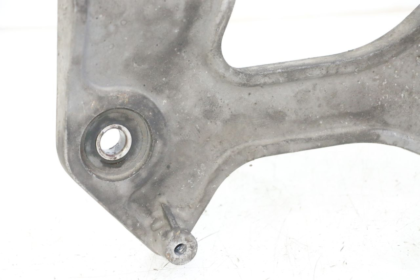 photo de MONTAJE TUBO ESCAPE PIAGGIO VESPA GRANTURISMO 200 (2004 - 2005) - Zoom estado de uso