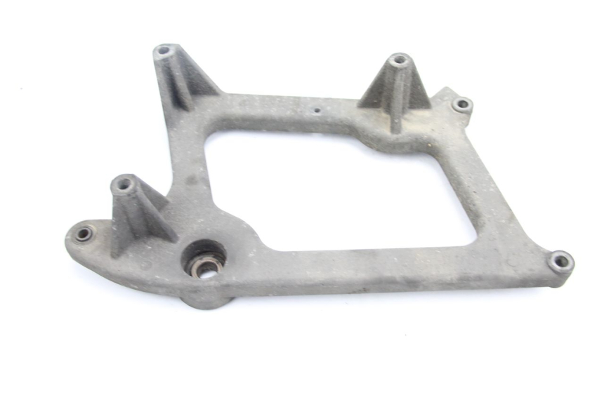 photo de SOPORTE DE ESCAPE PEUGEOT SATELIS 125 (2006 - 2009) - Vista principal