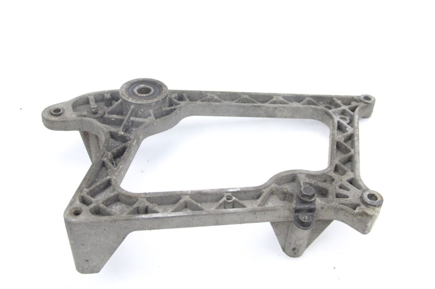 photo de SOPORTE DE ESCAPE PEUGEOT SATELIS 125 (2006 - 2009) - Detalle de la pieza