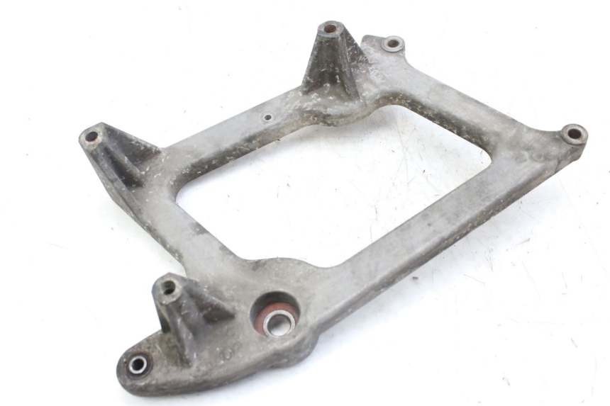 photo de SOPORTE DE ESCAPE PEUGEOT SATELIS 125 (2010 - 2012) - Recambio usado revisado