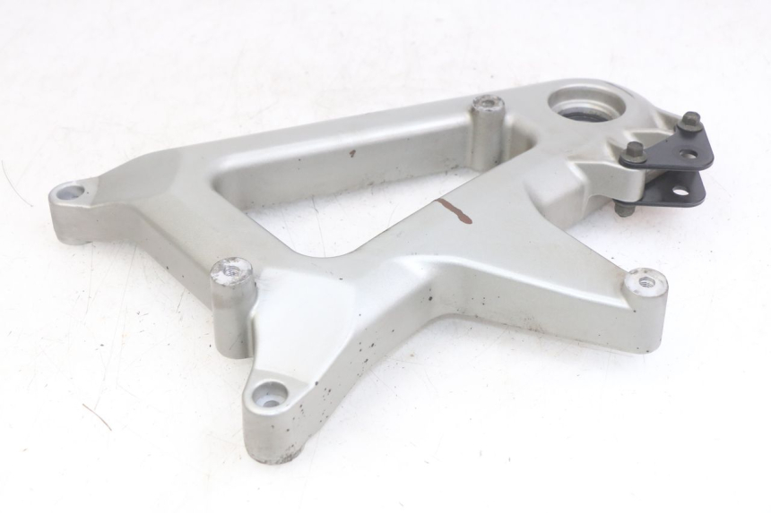 photo de SOPORTE DE ESCAPE APRILIA SCARABEO LIGHT 125 (2007 - 2011) - Otra perspectiva