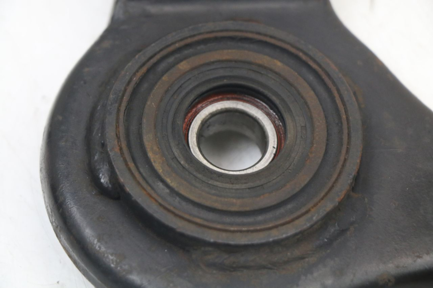 photo de MONTAJE TUBO ESCAPE KYMCO SUPER 8 125 (2008 - 2015) - Otra perspectiva