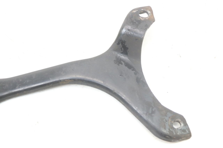 photo de MONTAJE TUBO ESCAPE KYMCO SUPER 8 125 (2008 - 2015) - Primer plano técnico