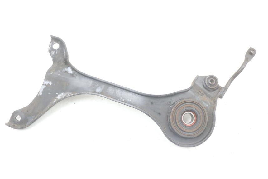 photo de MONTAJE TUBO ESCAPE KYMCO SUPER 8 125 (2008 - 2015) - Detalles de los puntos de fijación