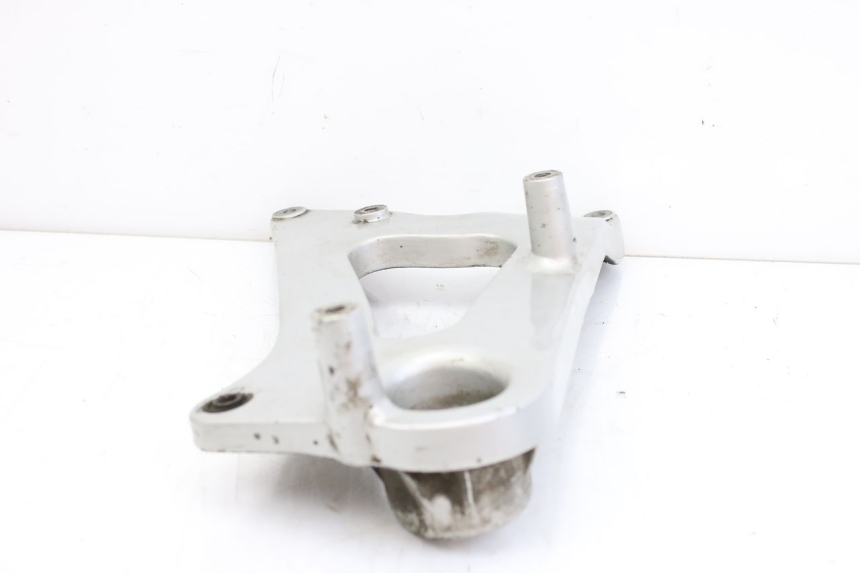 photo de SOPORTE DE ESCAPE PEUGEOT TWEET 125 (2010 - 2017) - Otra perspectiva