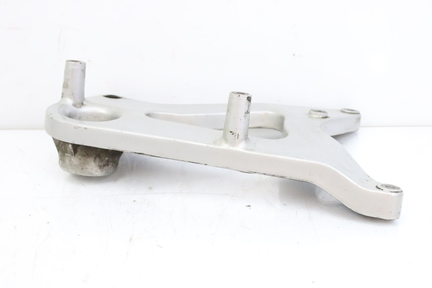 photo de SOPORTE DE ESCAPE PEUGEOT TWEET 125 (2010 - 2017) - Primer plano técnico