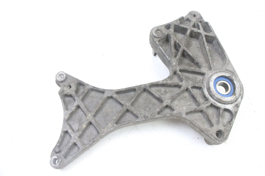 photo de SOPORTE DE ESCAPE PIAGGIO VESPA GRANTURISMO 125 (2003 - 2007) - Otra perspectiva