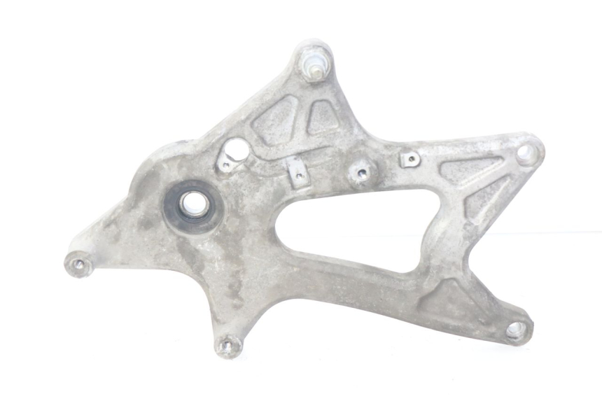 photo de SOPORTE DE ESCAPE PIAGGIO VESPA GTS IGET ABS 125 (2017 - 2023) - Vista principal