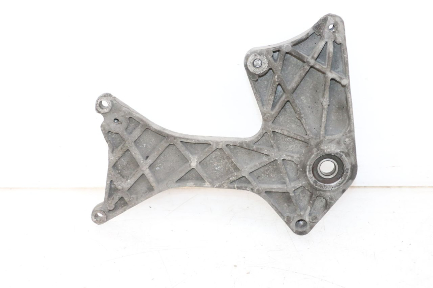 photo de SOPORTE DE ESCAPE PIAGGIO VESPA GTS SUPER IE 125 (2009 - 2016) - Otra perspectiva