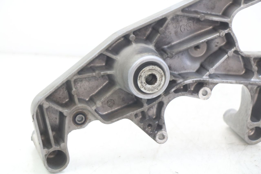 photo de MONTAJE TUBO ESCAPE YAMAHA X-CITY XCITY 125 (2007 - 2013) - Primer plano técnico