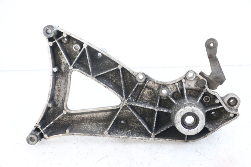 photo de SOPORTE DE ESCAPE YAMAHA X-MAX XMAX 250 (2006 - 2009) - Detalle de la pieza