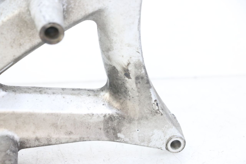 photo de SOPORTE DE ESCAPE YAMAHA X-MAX XMAX 250 (2006 - 2009) - Otra perspectiva