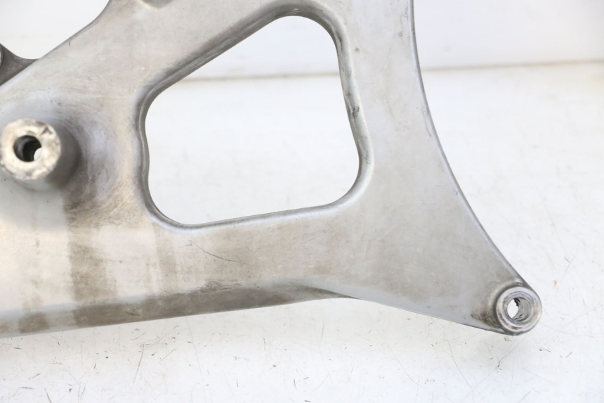 photo de SOPORTE DE ESCAPE YAMAHA X-MAX XMAX 125 (2010 - 2013) - Estado de la superficie y material