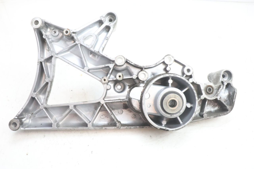 photo de SOPORTE DE ESCAPE YAMAHA X-MAX XMAX 125 (2010 - 2013) - Otra perspectiva