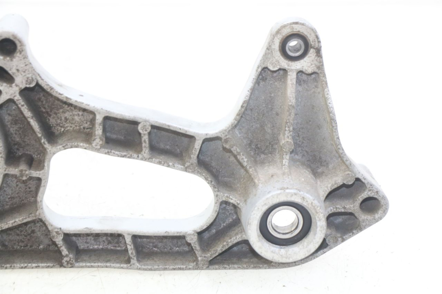 photo de SOPORTE DE ESCAPE SYM X-PRO 4T 50 (2014 - 2021) - Zoom estado de uso