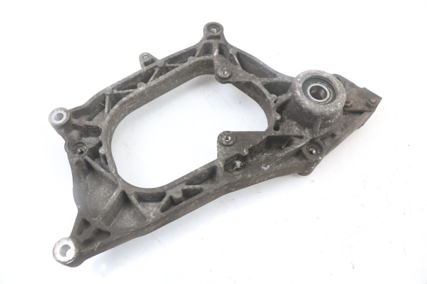 photo de SOPORTE DE ESCAPE PIAGGIO X8 125 (2004 - 2007) - Otra perspectiva