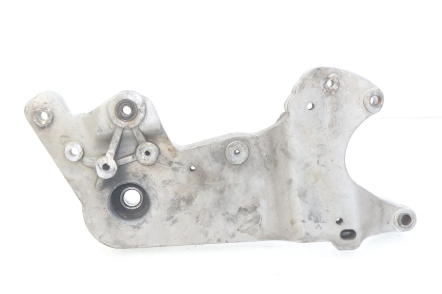 photo de SOPORTE DE ESCAPE YAMASAKI YM T 125 (2015 - 2020) - Vista principal