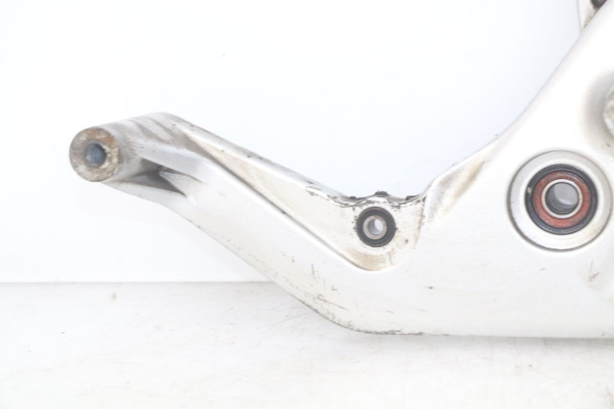 photo de SOPORTE DE ESCAPE YAMAHA YP MAJESTY 125 (2007 - 2010) - Vista general del producto