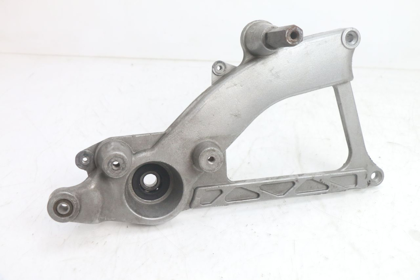 photo de SOPORTE DE MACETA YAMAHA YP MAJESTY 125 (1998 - 2001) - Vista principal