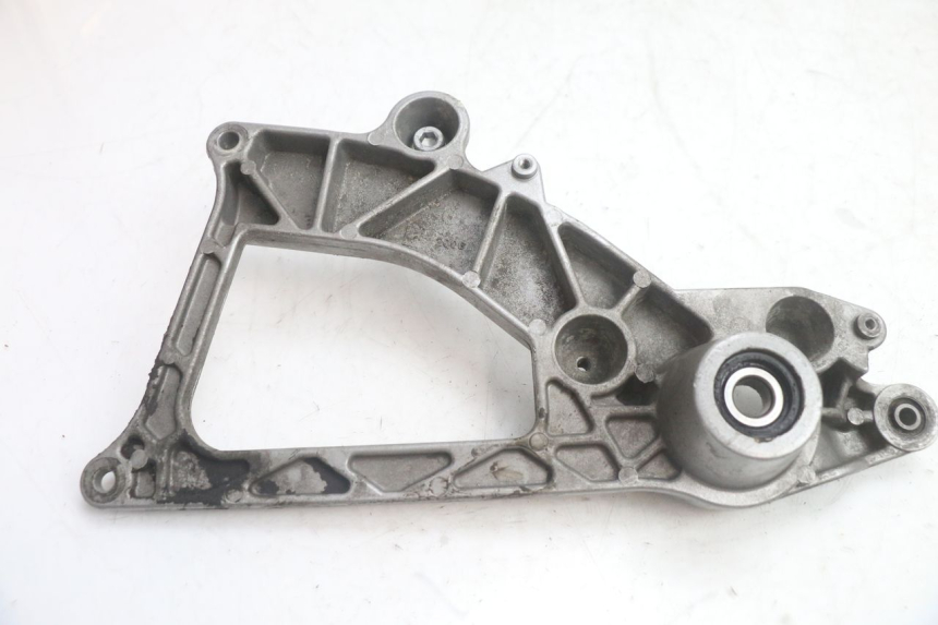 photo de SOPORTE DE MACETA YAMAHA YP MAJESTY 125 (1998 - 2001) - Zoom estado de uso