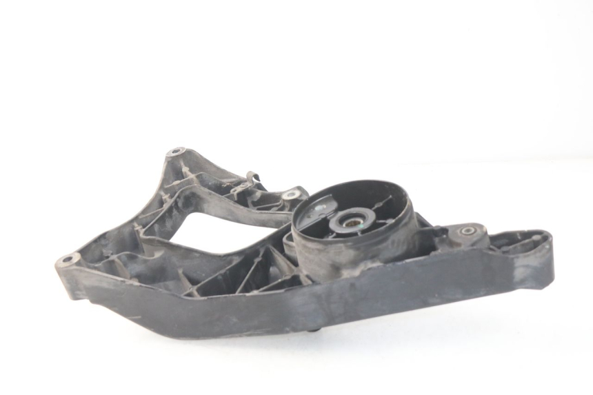 photo de MONTAJE TUBO ESCAPE YAMAHA YP X-MAX XMAX 400 (2014 - 2017) - Detalle de la pieza