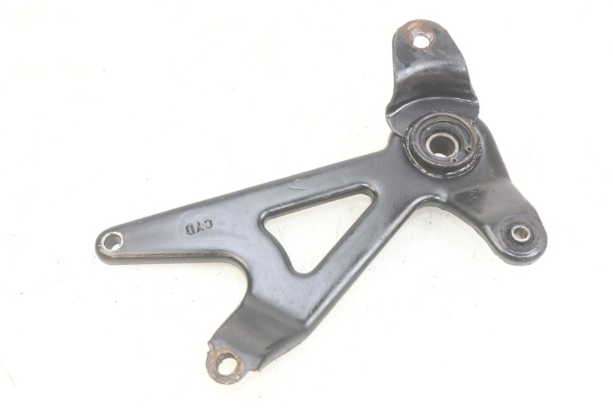 photo de SOPORTE DE ESCAPE YIYING YY125T 125 (2006 - 2014) - Vista principal