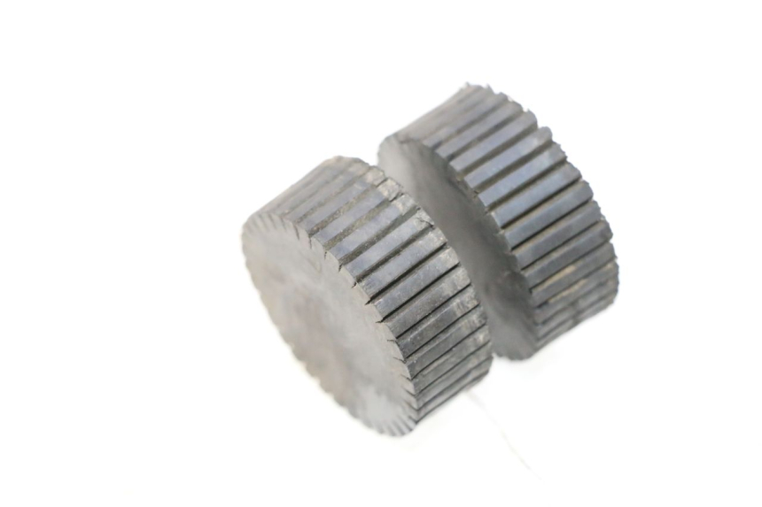 photo de SOPORTE DEPOSITO FUEL SUZUKI DR S 600 (1985 - 1989) - Otra perspectiva