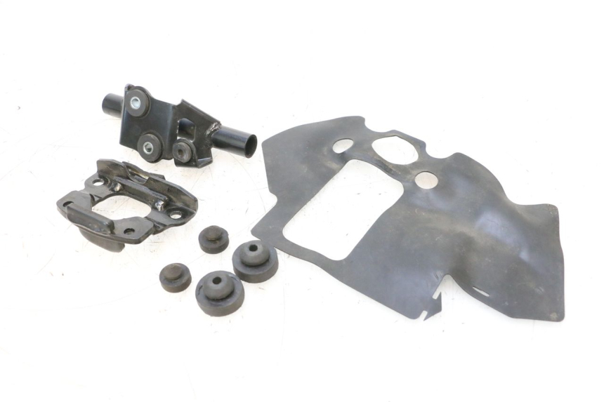 photo de SOPORTE DEPOSITO FUEL KAWASAKI ER-6 ER6 F ABS 650 (2012 - 2016) - Detalle de la pieza