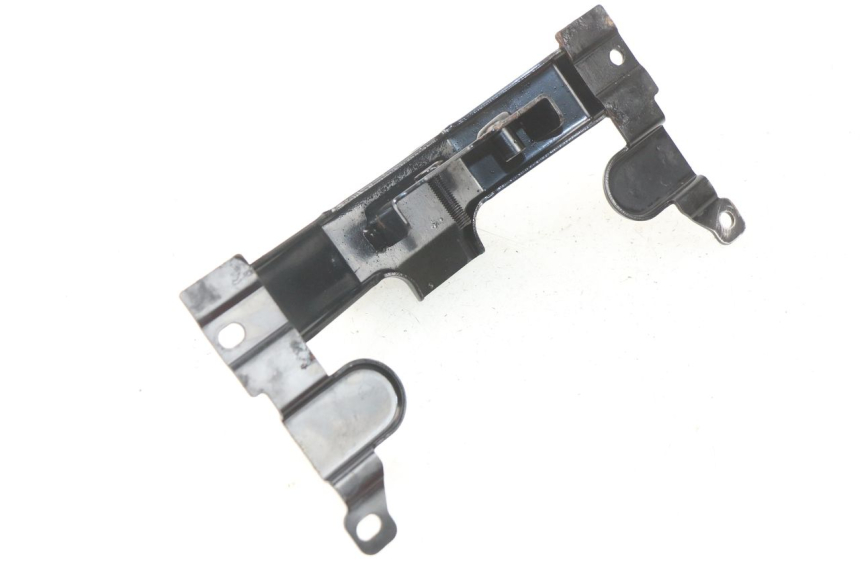 photo de SOPORTE DEPOSITO FUEL YAMAHA FZ8 800 (2010 - 2016) - Detalle de la pieza