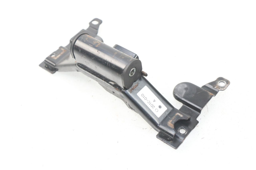 photo de SOPORTE DEPOSITO FUEL YAMAHA FZ8 800 (2010 - 2016) - Zoom estado de uso