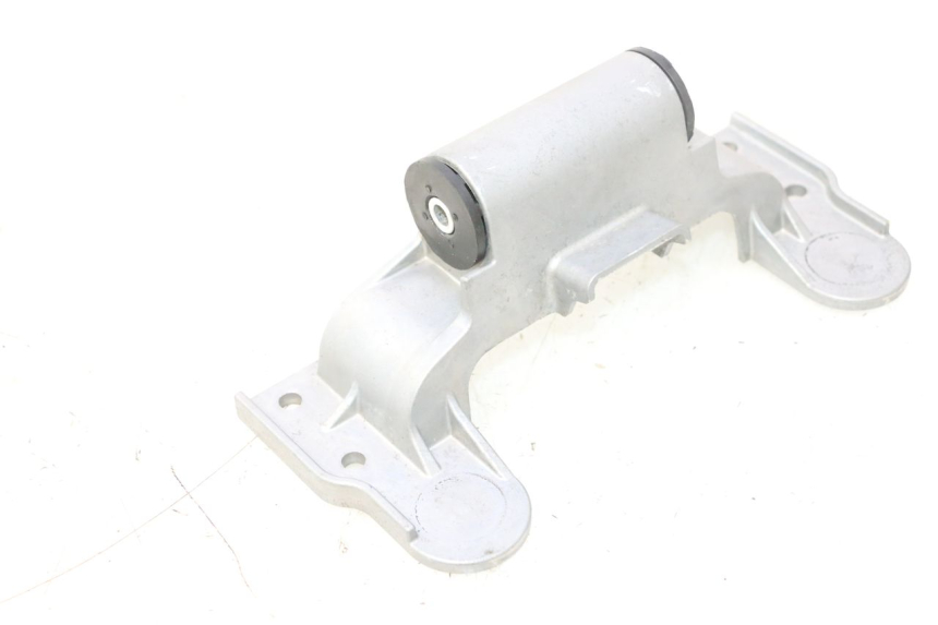 photo de SOPORTE DEPOSITO FUEL YAMAHA FZ8 800 (2010 - 2016) - Detalle de la pieza