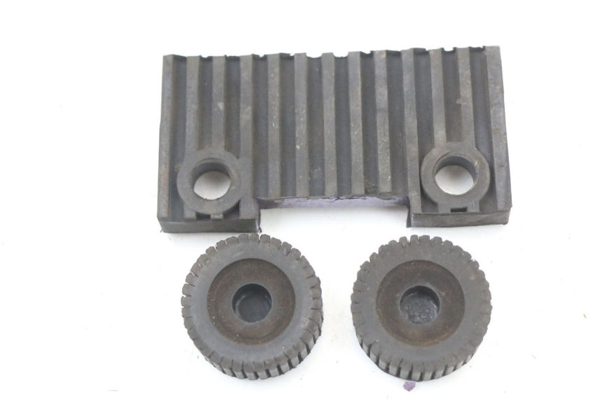 photo de SOPORTE DEPOSITO FUEL SUZUKI GN 125 (1997 - 2000) - Vista principal